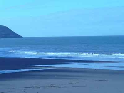 Tresaith beach